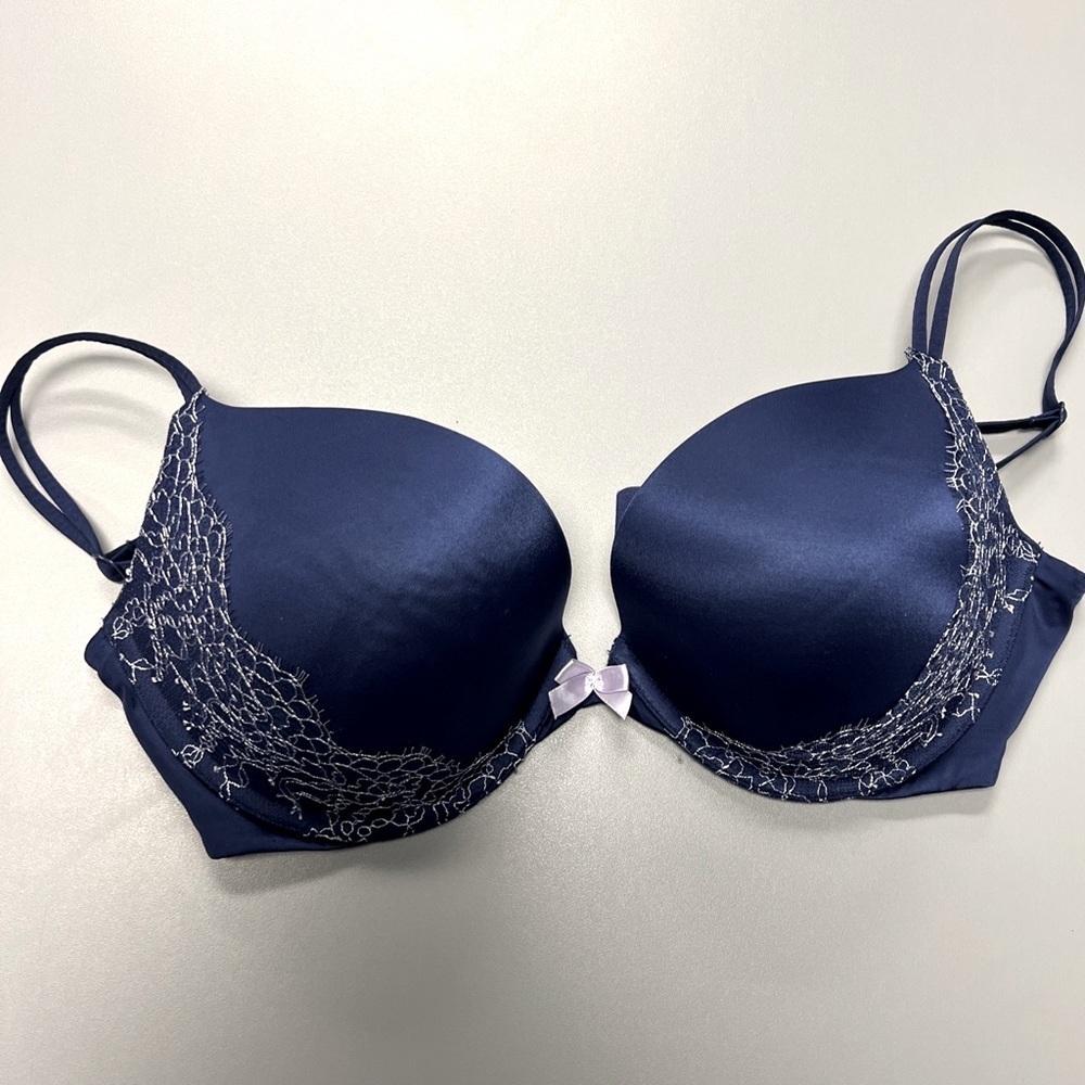Victoria’s Secret Very Sexy Push Up Bra Womens 36D Dark Blue Lace EUC